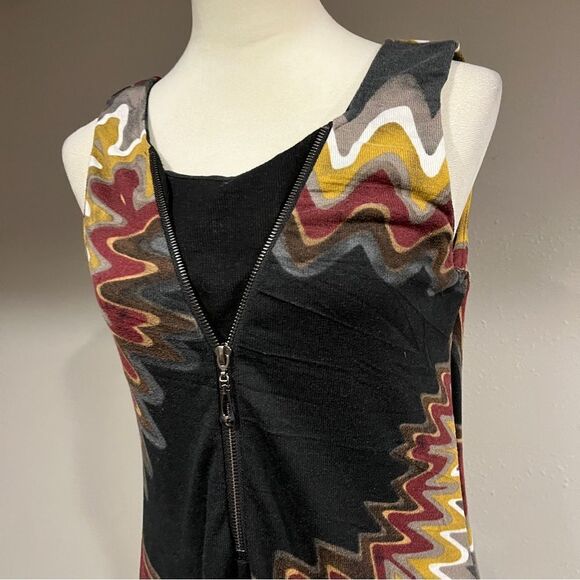 Aryeh Multicolor Zigzag Pattern sleeveless mini sweater Dress size medium - Picture 2 of 15